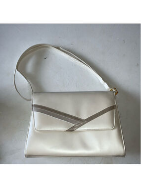 🇨🇦 Leco Shoulder Bag Medium Off-White